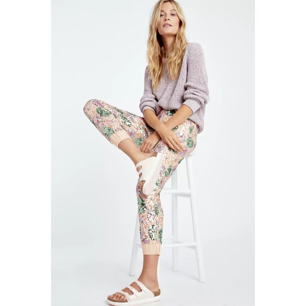 NWT Anthropologie Eva Franco Fernanda in Rose Floral Daisy Sequined Joggers M